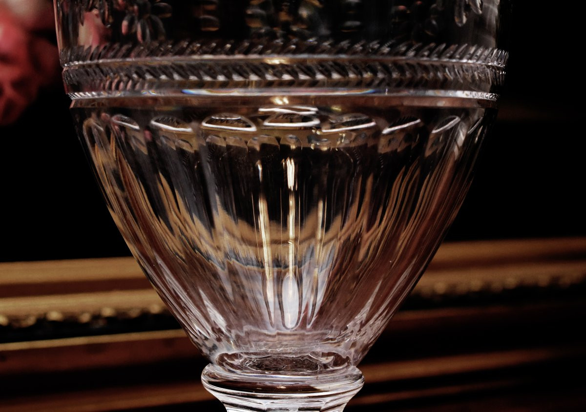 Large Baccarat Crystal Vase, Hand-cut And Chiseled. Baluster Shape On A Footed Base, 19th Century-photo-4