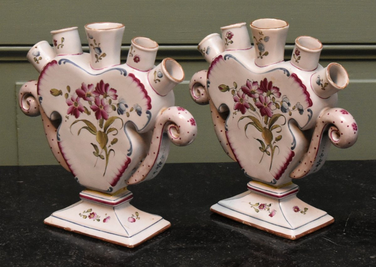 Pair Of Tulip-shaped Vases, Earthenware Flower Holders, Floral Decoration, Flowers-photo-3