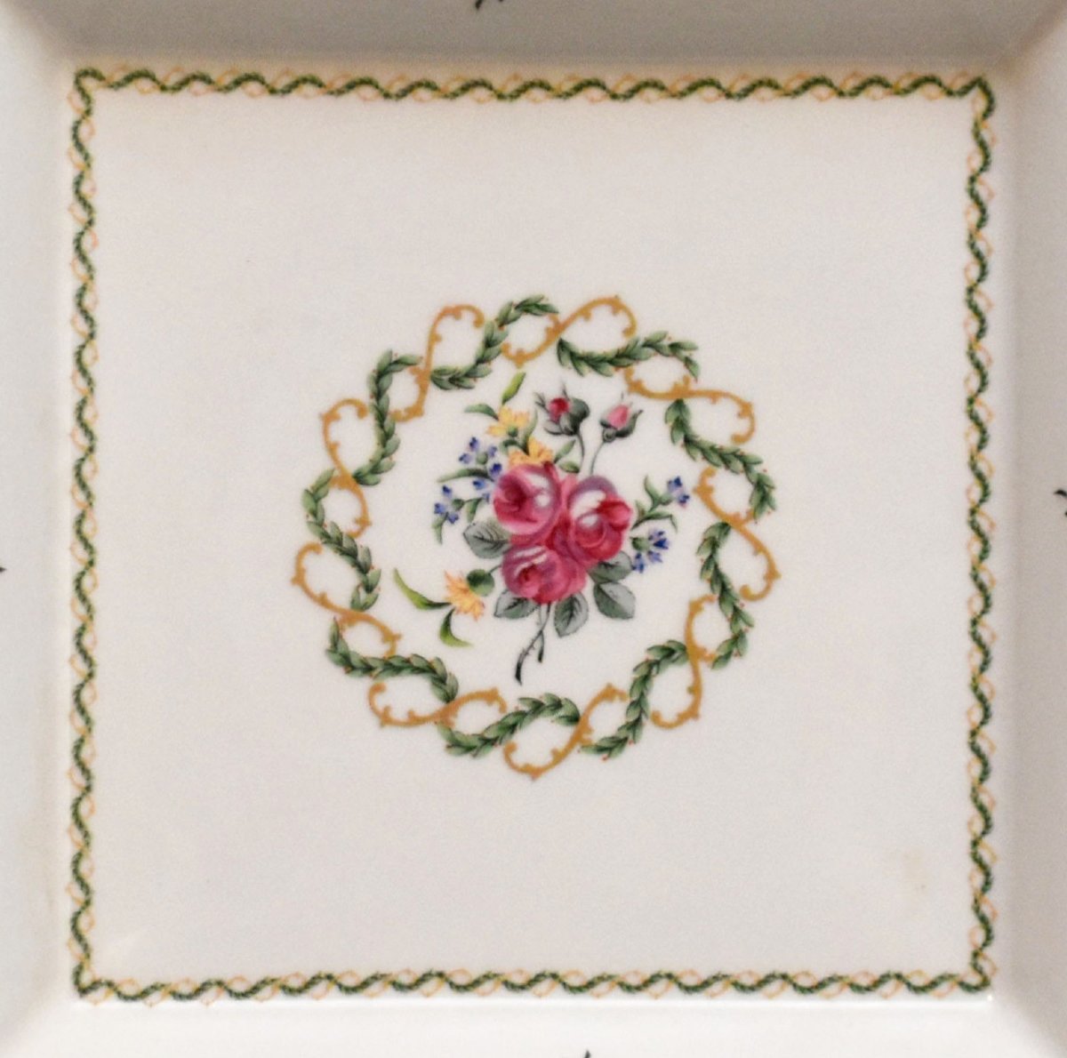 Coupe,  vide  poche en porcelaine de Limoges,  Haviland, Plateau centre de table,  roses-photo-5