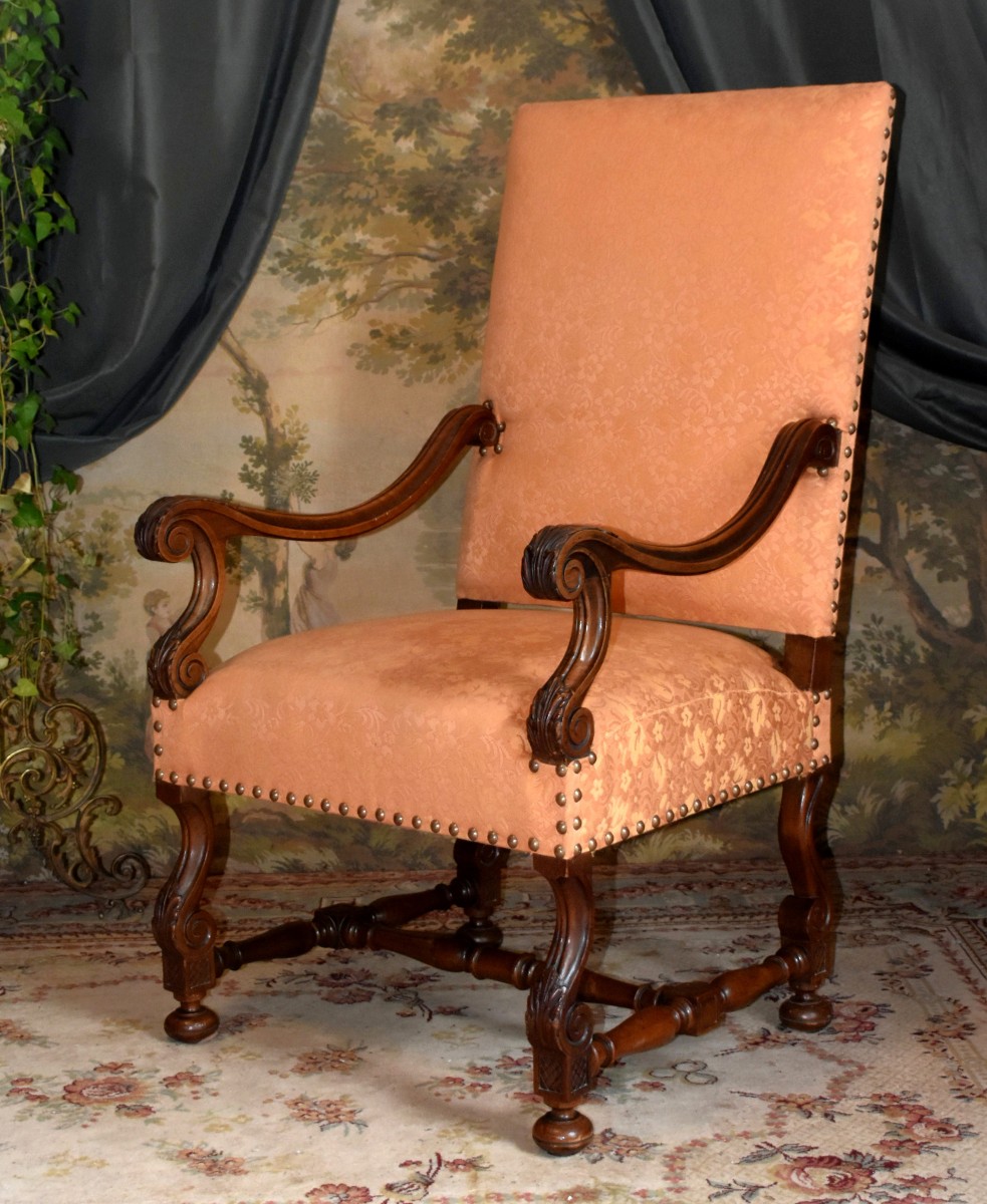 Large And Wide Louis XIV Style Armchair In Solid Walnut With A High Flat Back, 19th Century, Restored.
