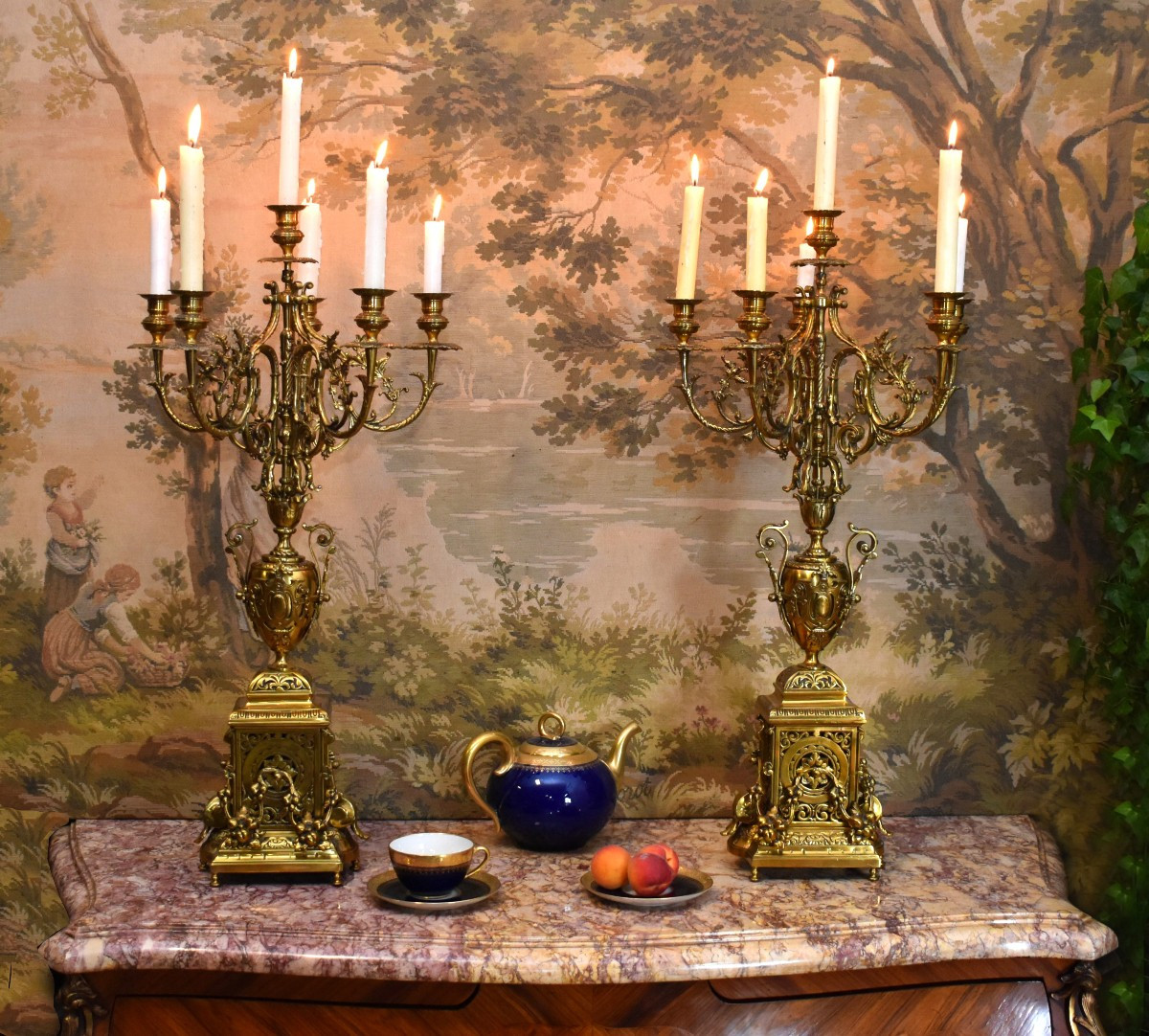 Importante Paire De Candélabres à 6 Bras De Lumières En Bronze, Chandeliers  Style Renaissance 