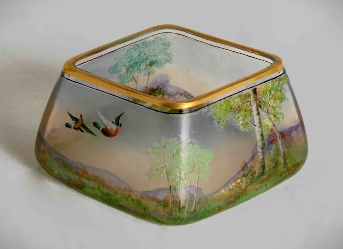 Art Nouveau Style Bowl Or Trinket Dish In Acid-etched Glass Paste, Depicting A Landscape And Ducks