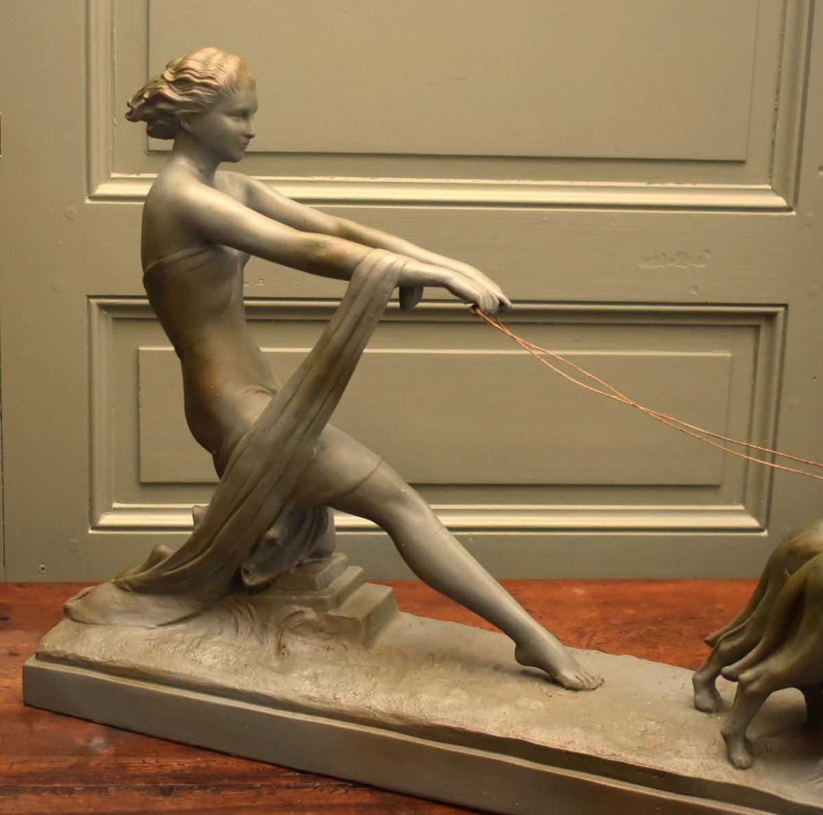 Ugo Cipriani, Statue Of A Young Woman With Greyhounds, Art Deco Terracotta Sculpture With A Green Patina-photo-3