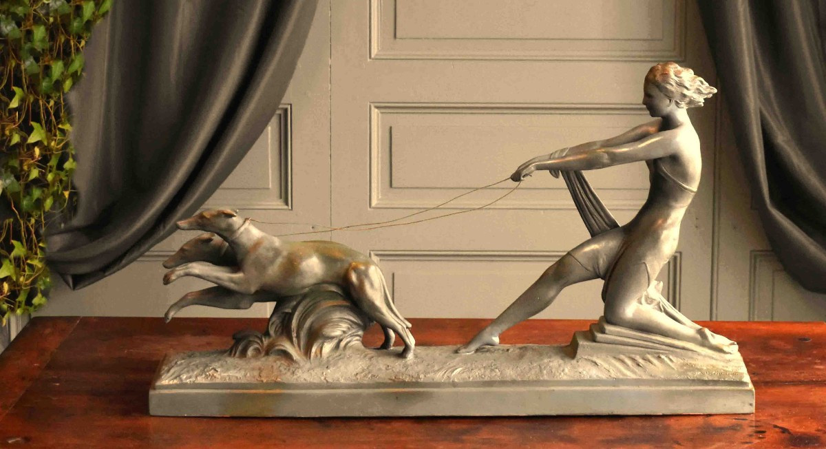 Ugo Cipriani, Statue Of A Young Woman With Greyhounds, Art Deco Terracotta Sculpture With A Green Patina