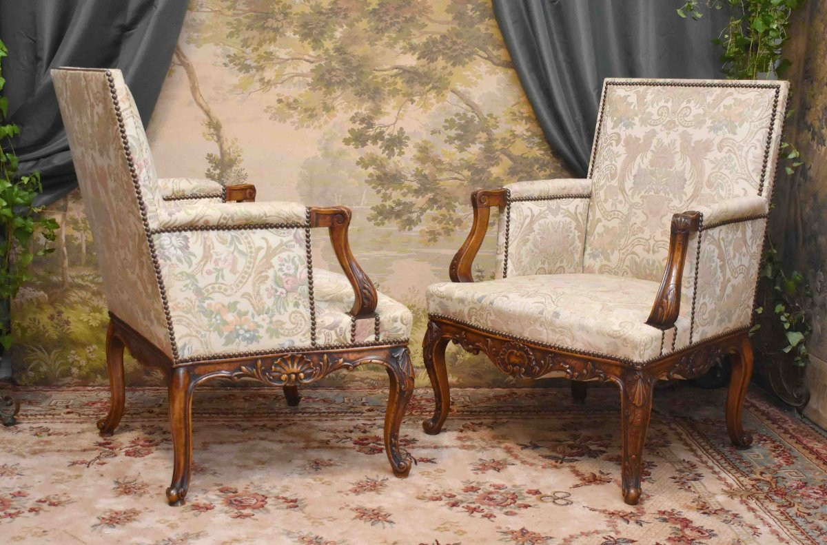 Paire De Petites  Bergères De Style  Régence - Louis XV  à dossiers plats, fauteuils début  XXe-photo-2