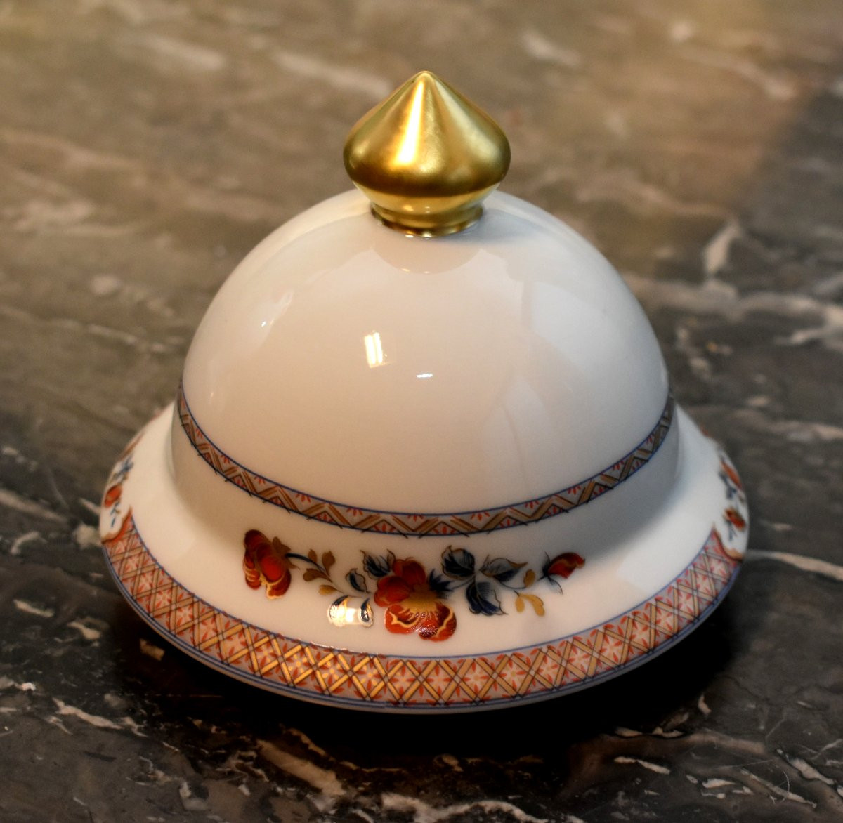 Paire de pots couverts, vases en porcelaine de Limoges, potiches , décor floral, bouquet fleurs-photo-7