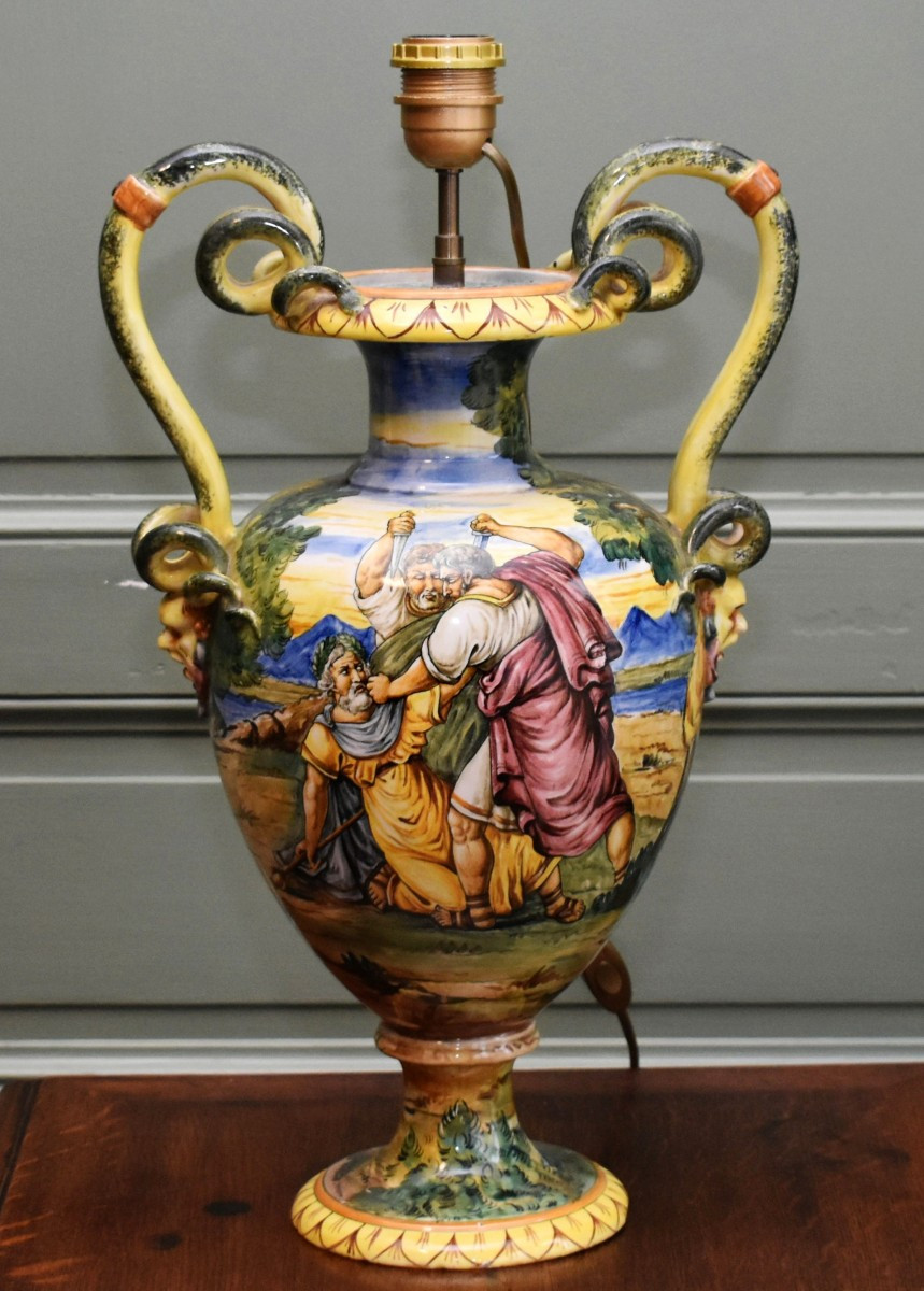 Italian Earthenware Lamp Base, Majolica In The Style Of Urbino, Antique Decoration, Late 19th Century