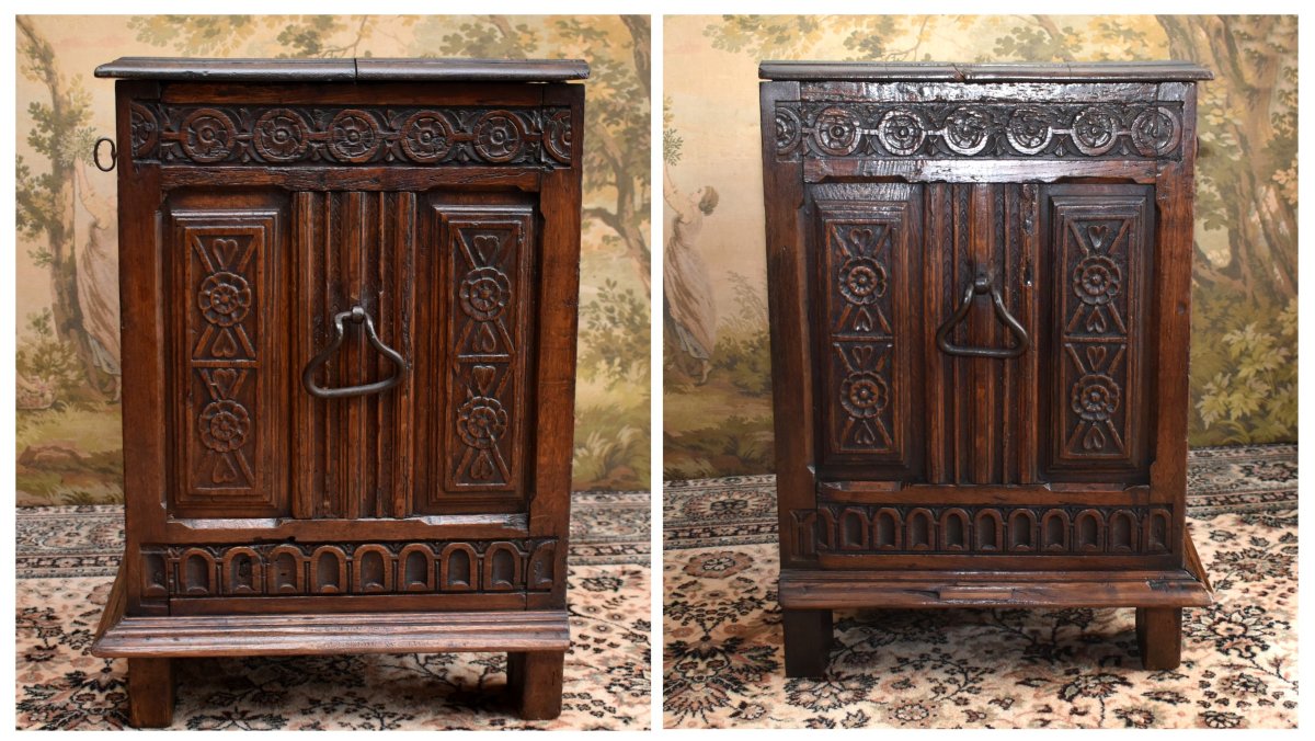 Small Renaissance-style Chest In Carved Oak With Iron Handles, -photo-3