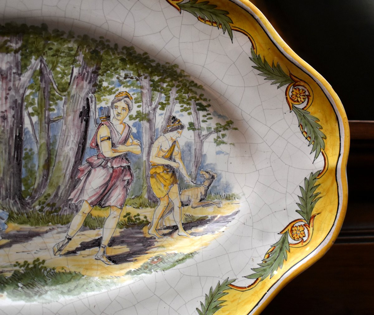 Large Decorative Earthenware Dish In The Style Of Urbino Majolica (italy), Depicting An Antique Scene -photo-4