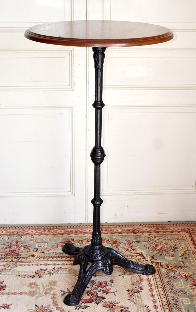 Round Bistro Table "standing Table" At Arm's Length, Side Table, Cafe Furniture -photo-4