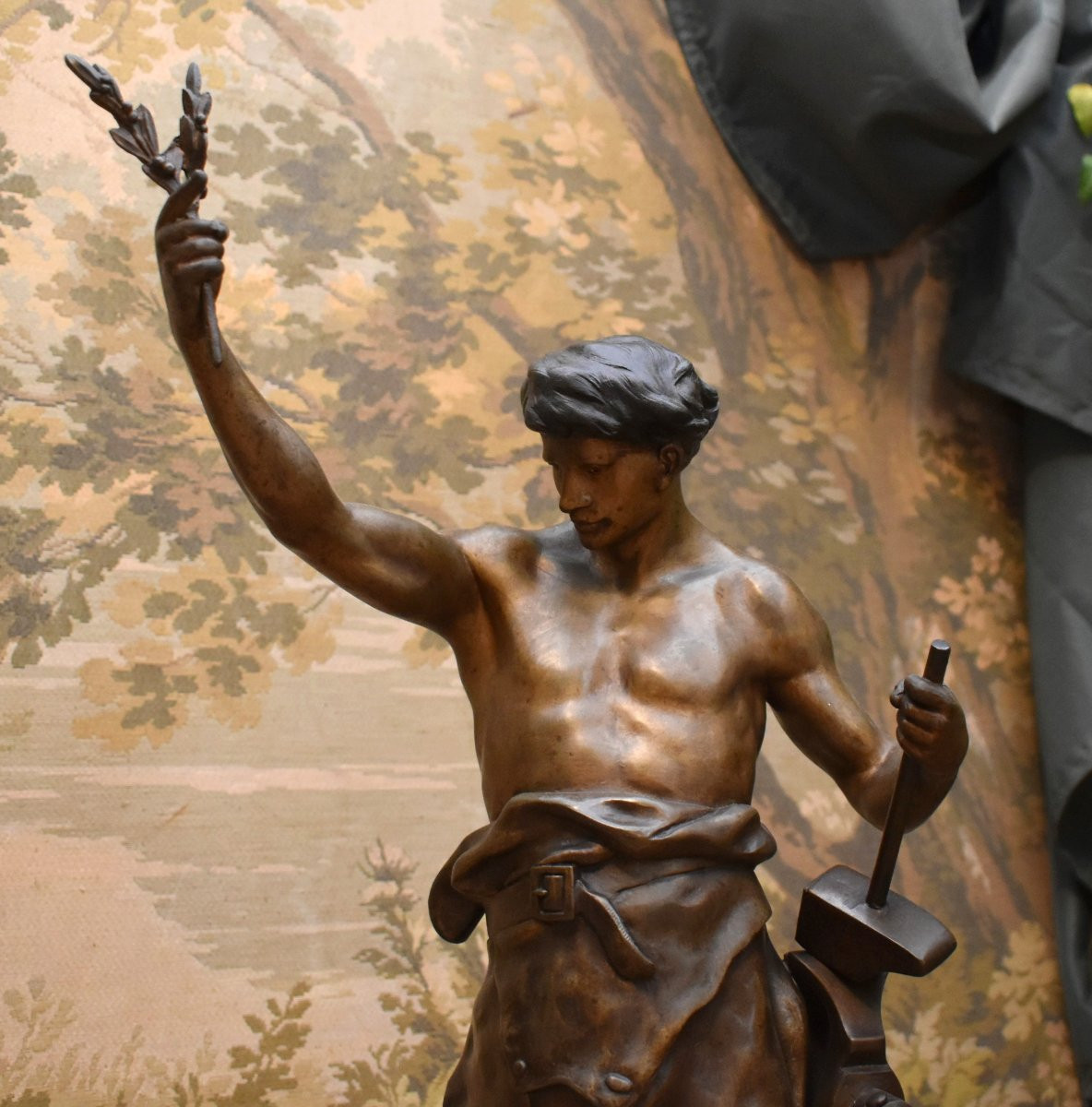 Emile Picault ,  Statue Intitulée "l'olivier" "le Rameau Du Travail " , Sculpture En Régule -photo-3