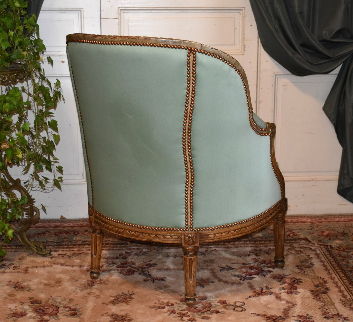 Grande Bergère De Style Louis XVI Laquée , Dossier Gondole , Assise Cousin , Début XIXe ,-photo-4