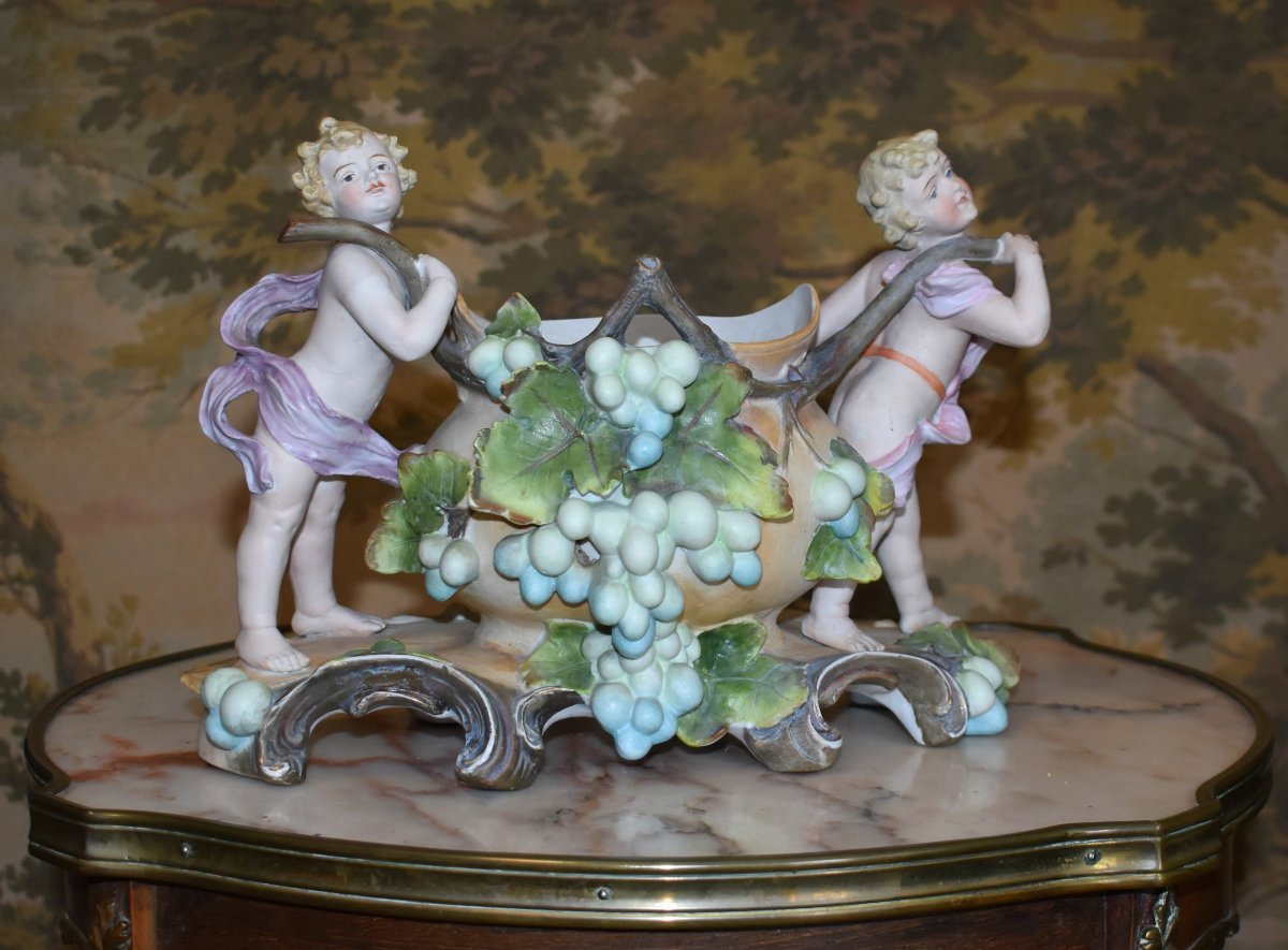 Table Centerpiece, Polychrome Biscuit Figure, Planter Bowl With Bunches Of Grapes, 2 Cherubs-photo-2