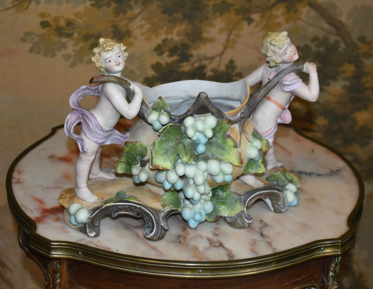 Table Centerpiece, Polychrome Biscuit Figure, Planter Bowl With Bunches Of Grapes, 2 Cherubs-photo-4