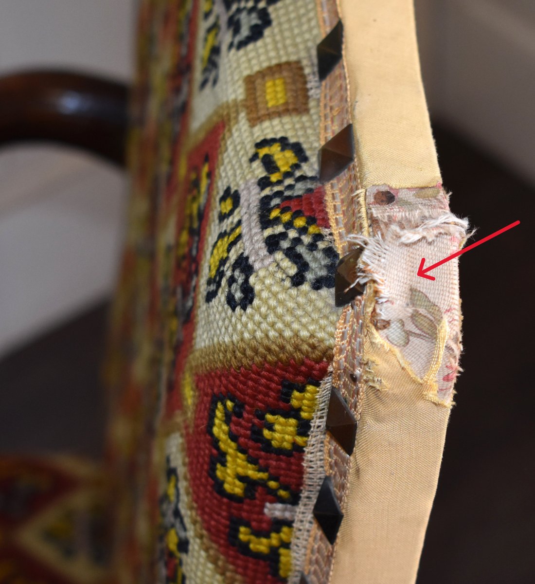 Fauteuil de style Louis XIII - Louis XIV en noyer, pieds balustre , tissu  petits points , XIXe-photo-7