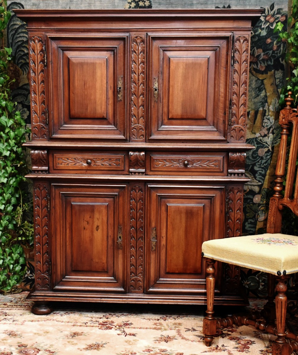 4-door Sideboard, Walnut, Renaissance - Louis XIII Period, Four-leaf Wardrobe, 17th Century-photo-4