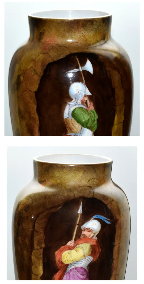 Paire De Vases En Verre Opalin, Opaline à Décor Soldats De La Renaissance, Lance Et Hallebarde-photo-5