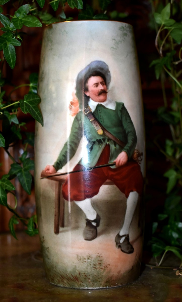  Mavaleix Limoges Porcelain Vase, With Hand-painted Decoration, Musketeer, Soldier, Character