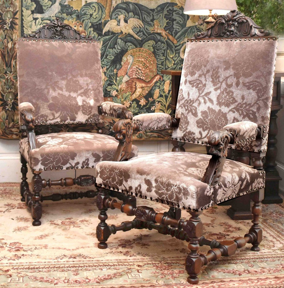 Paire de grands Fauteuils d' apparat de Style Renaissance,  Sièges  XIXe Tissu Velours, noyer-photo-3