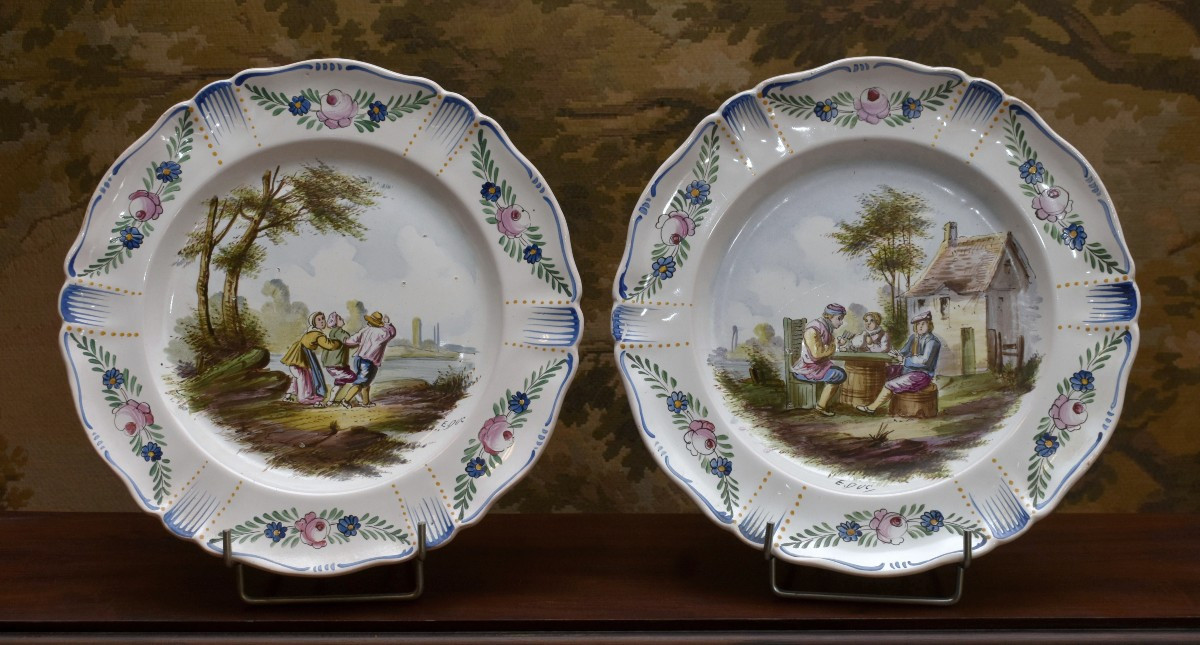paire d'assiettes décoratives en faïence  de Langeais ,  d'après D. Teniers , scènes paysannes 