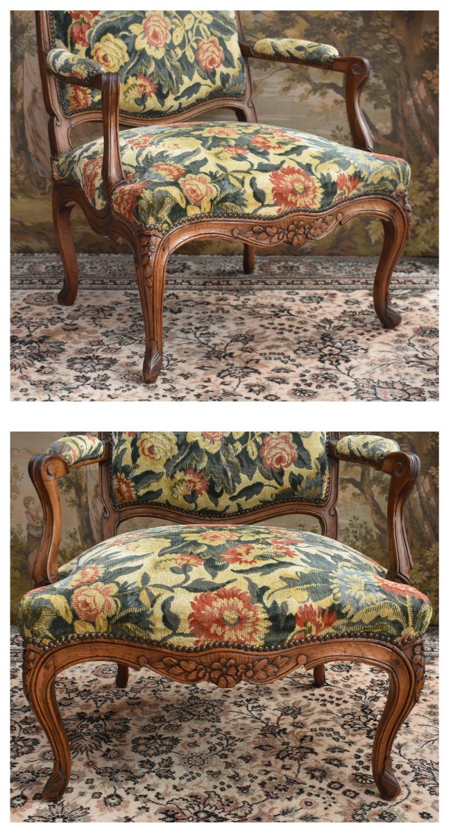 Louis XV Period Armchair, La Reine Flat Back, 18th Century. Velvet Curly Fabric.-photo-2