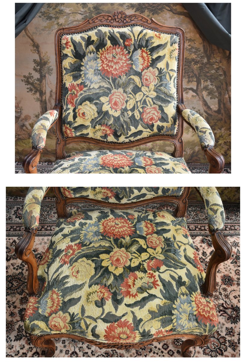 Louis XV Period Armchair, La Reine Flat Back, 18th Century. Velvet Curly Fabric.-photo-4