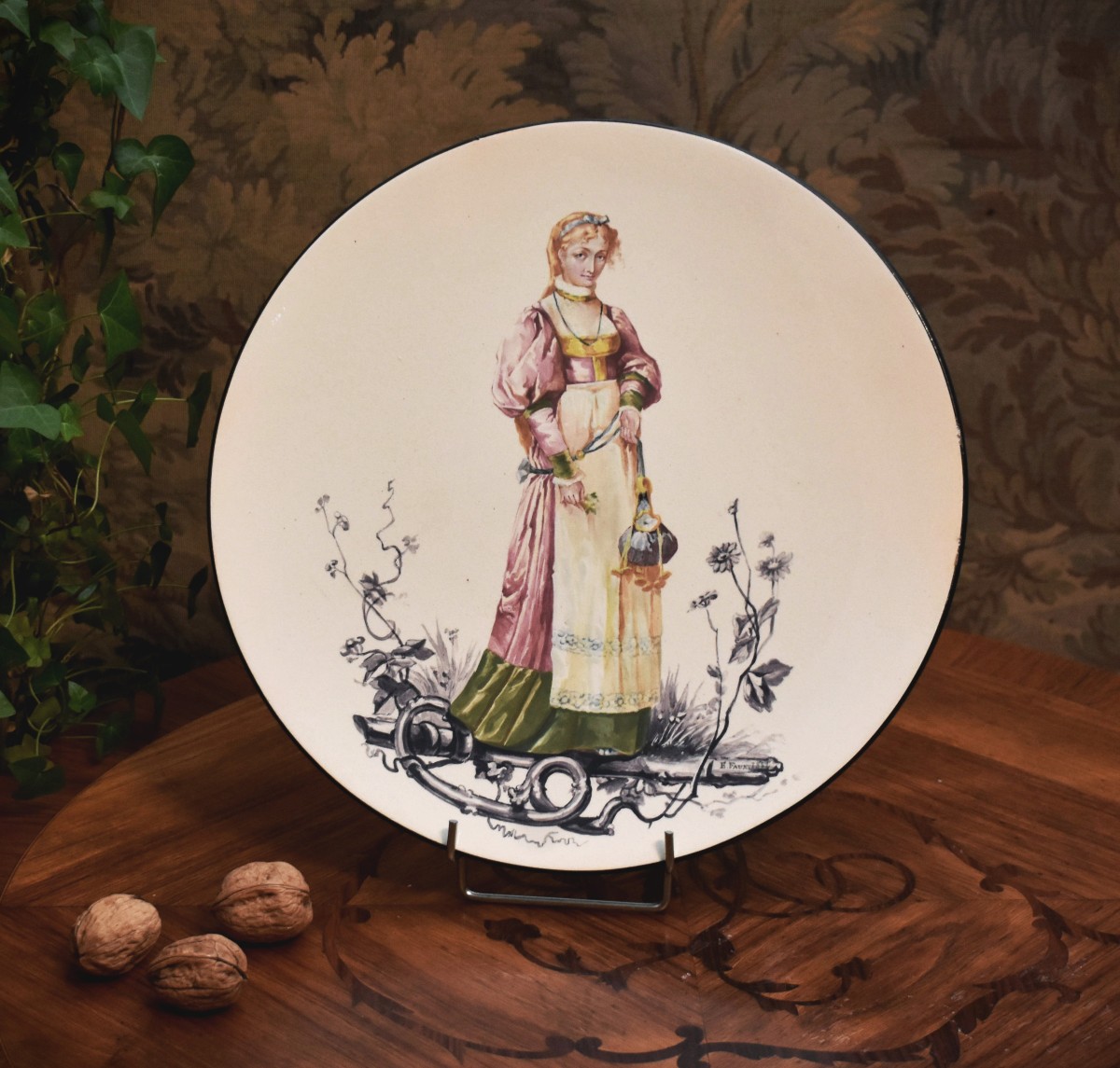 Eugénie Faux, Grand Plat Décoratif daté 1889  En Faïence Peint Main, Femme En Habit Du XIXème-photo-2