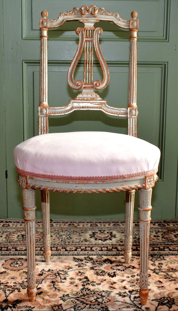 Chaise de salon dite de musicien, de style Louis XVI en bois laqué peint , dossier lyre,  XIXe -photo-2