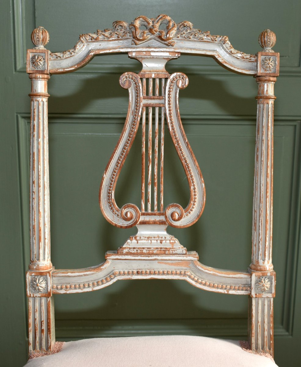 Chaise de salon dite de musicien, de style Louis XVI en bois laqué peint , dossier lyre,  XIXe -photo-2