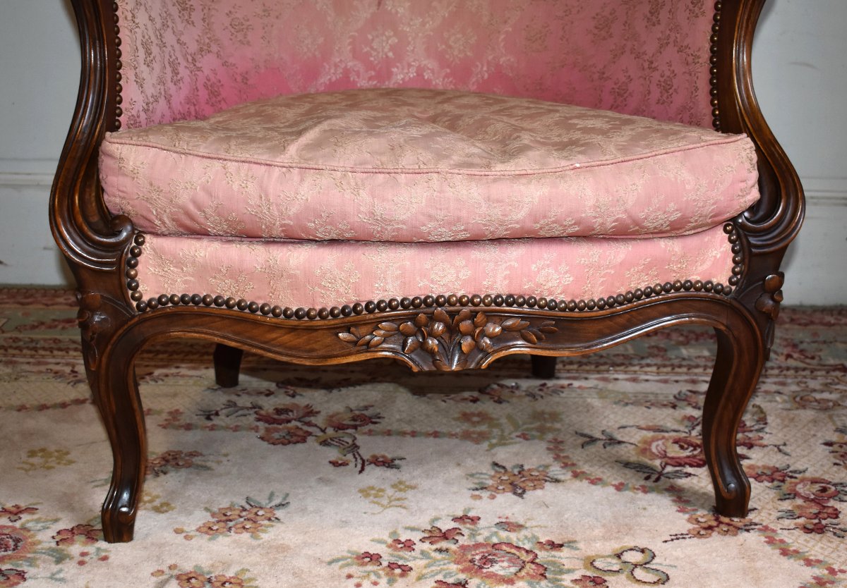 Bergère à haut et large dossier dite en confessionnal  de style Louis XV ,  XIXe -photo-2