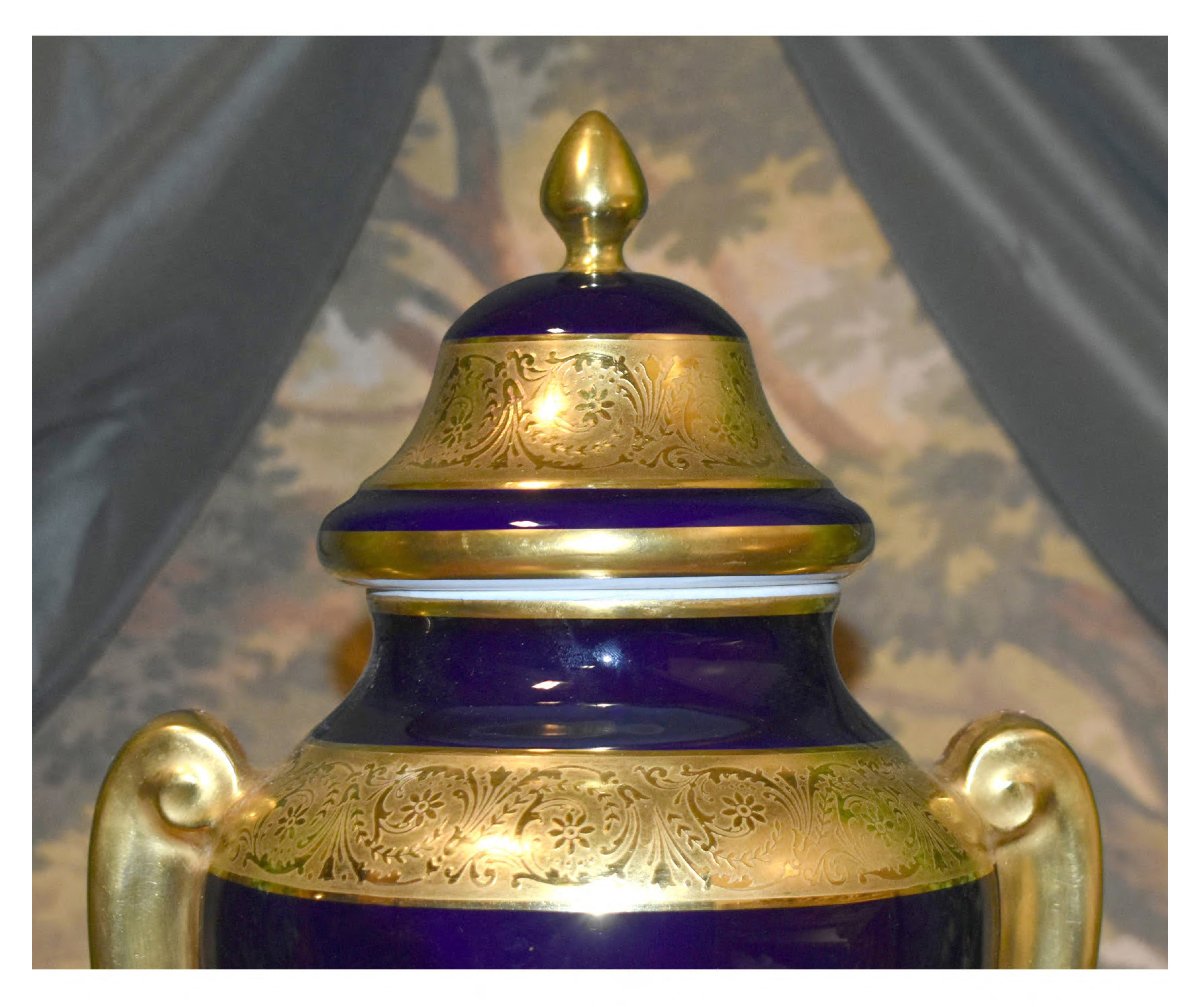 Grand Vase ,  pot couvert En Porcelaine De Limoges, Bleu De Four , incrustation or , S .Clavaud-photo-3
