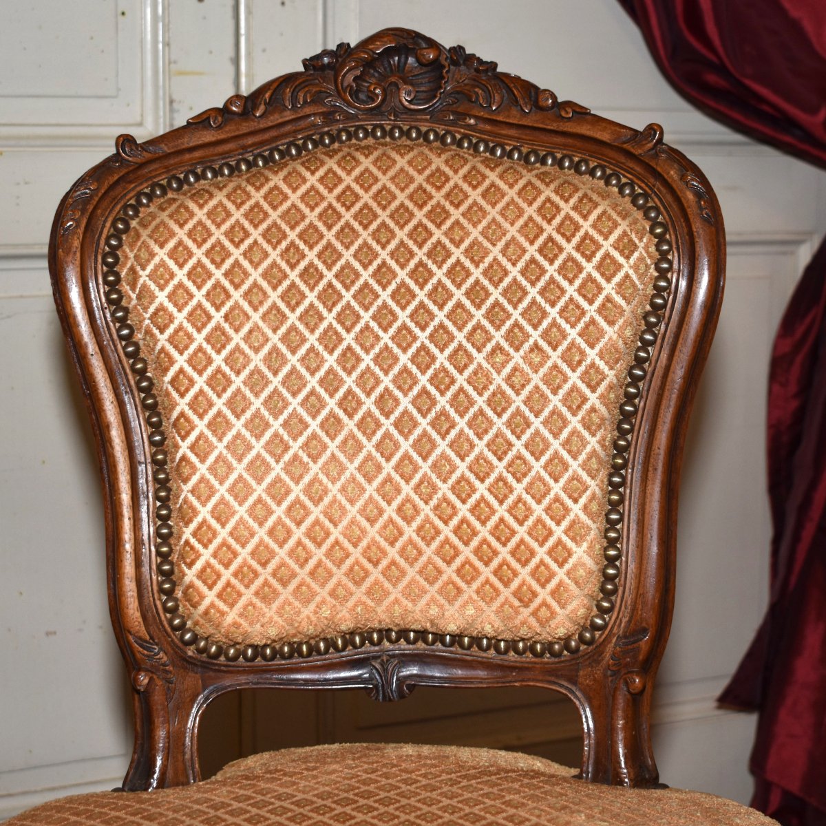 Chaise de  Style Louis XV  rocaille en Noyer , Tissu Velours . siège de salon ou chambre XIXe-photo-4