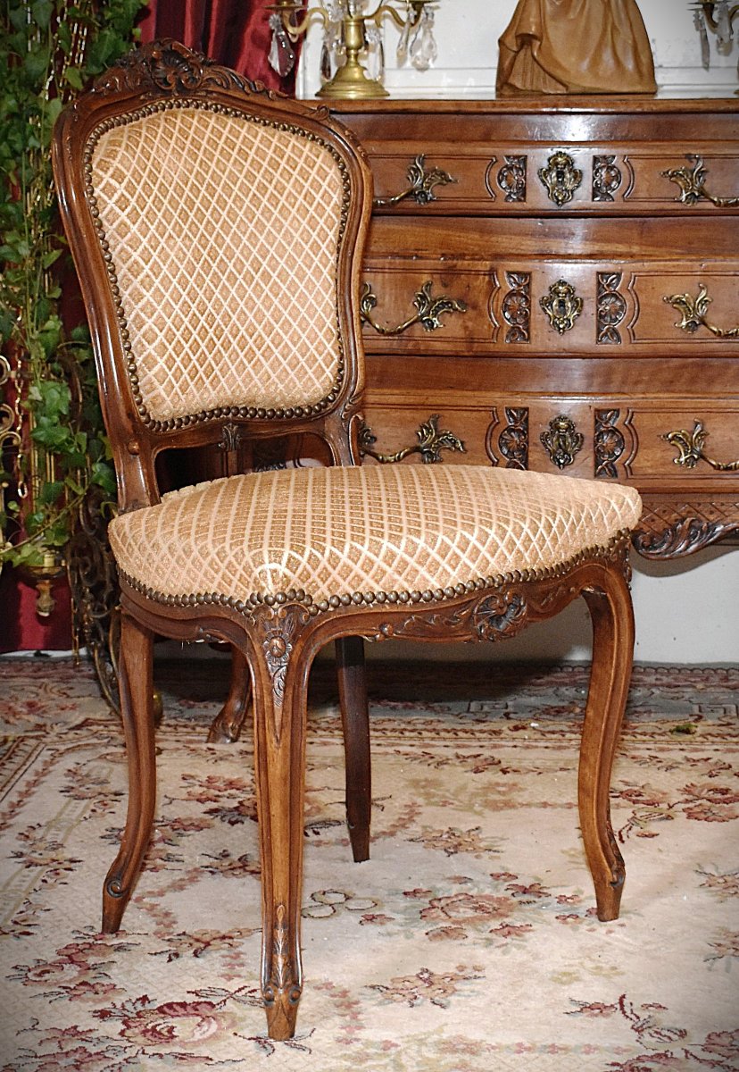 Chaise de  Style Louis XV  rocaille en Noyer , Tissu Velours . siège de salon ou chambre XIXe-photo-2
