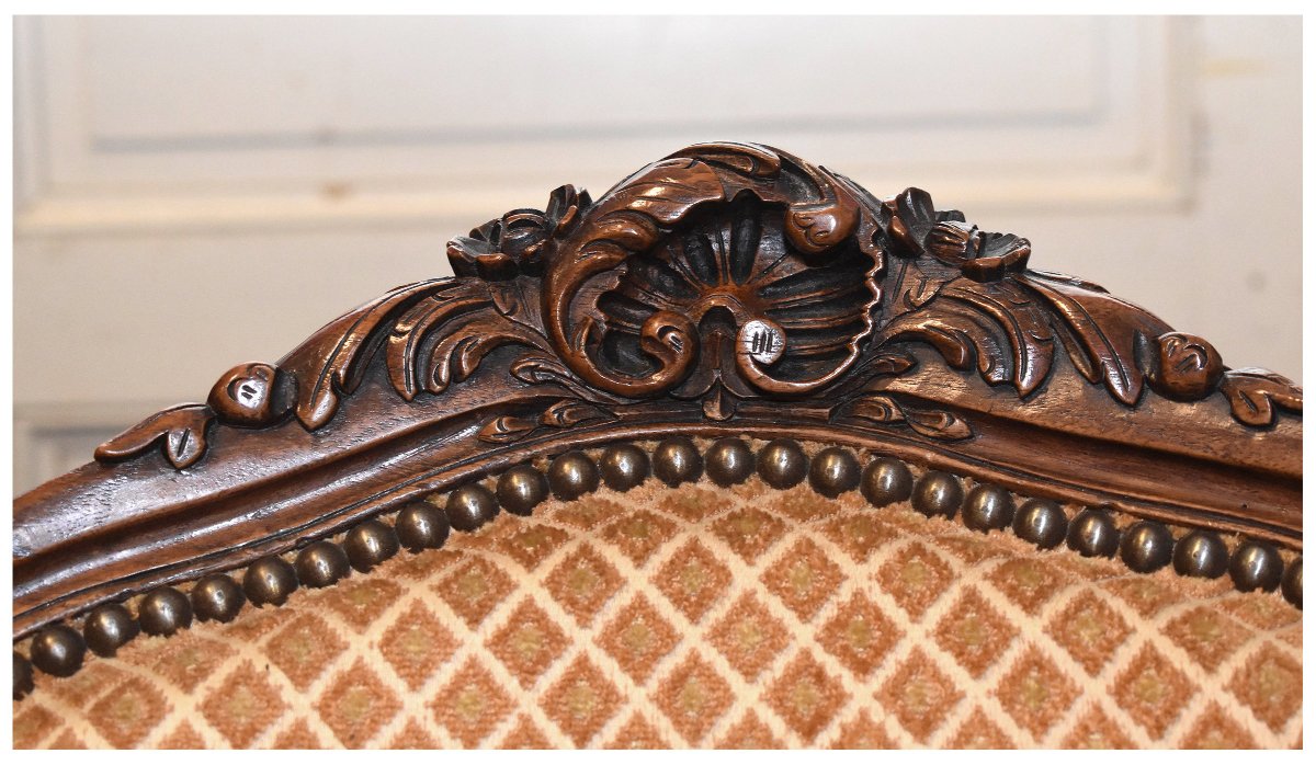 Chaise de  Style Louis XV  rocaille en Noyer , Tissu Velours . siège de salon ou chambre XIXe-photo-1