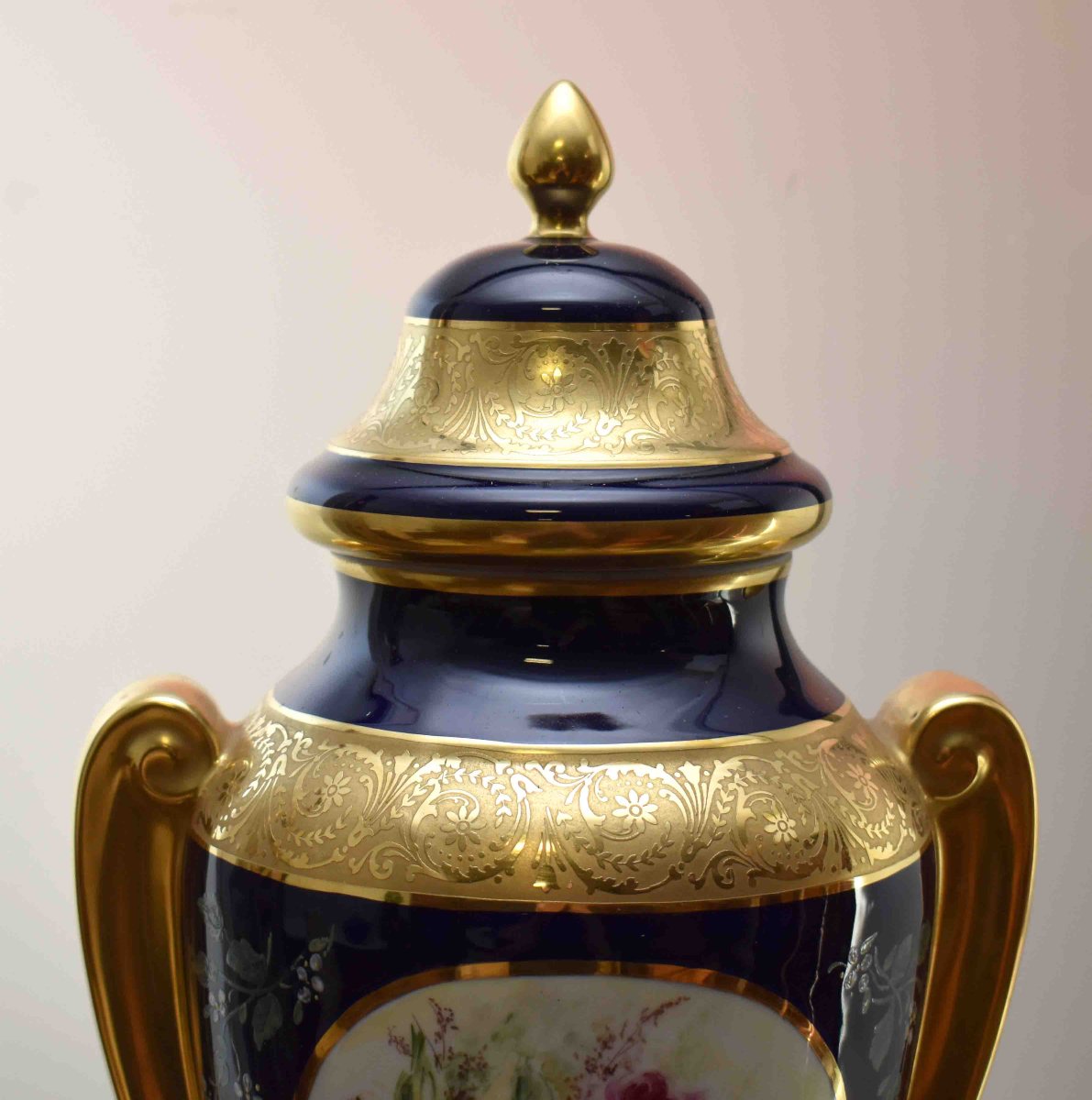 Large Vase In Limoges Porcelain, Pot Covered In Oven Blue And Double Gold Inlay-photo-3