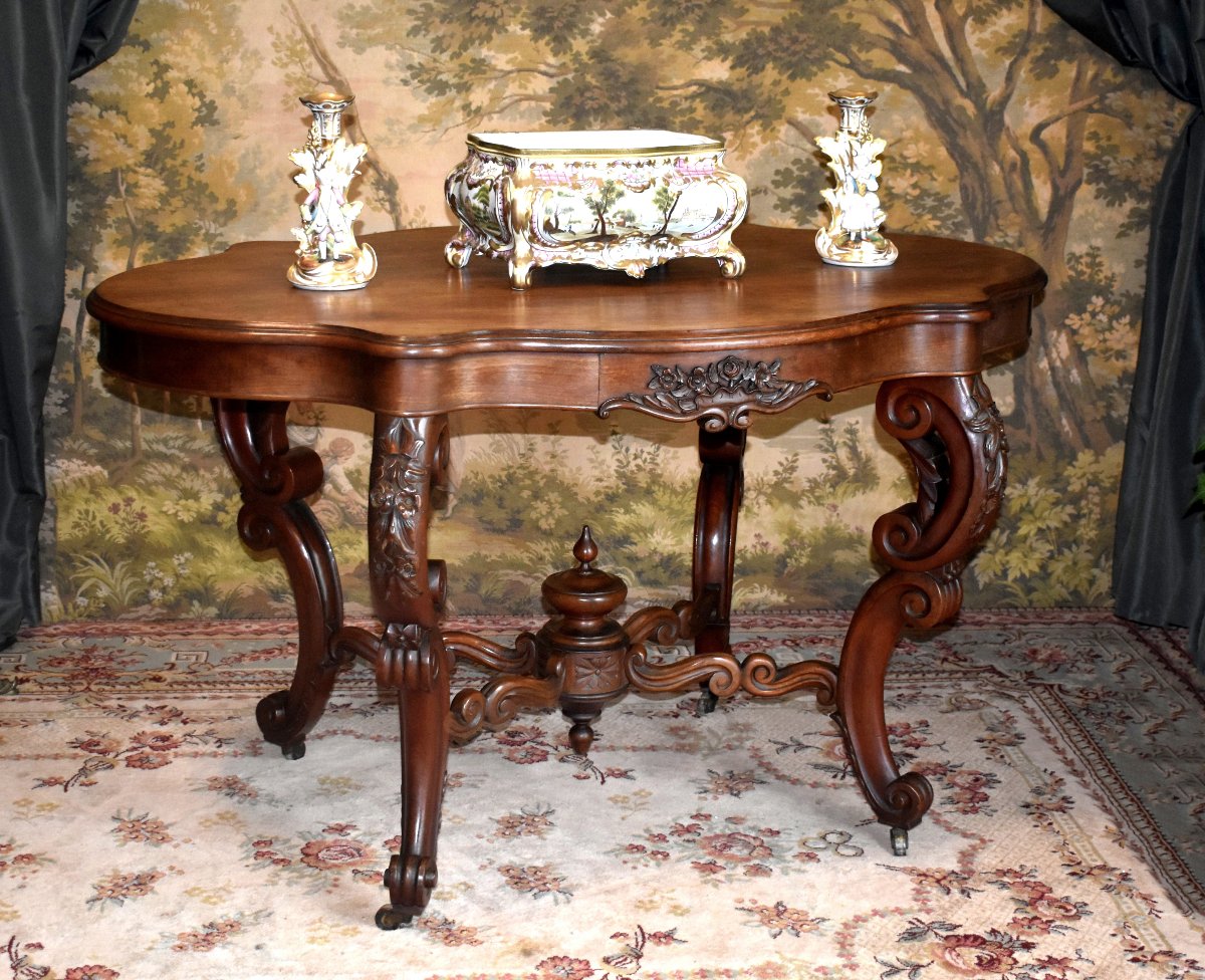 Guéridon  ovale en acajou, 4 pieds galbés,  table de salon ou de milieu , XIXe 