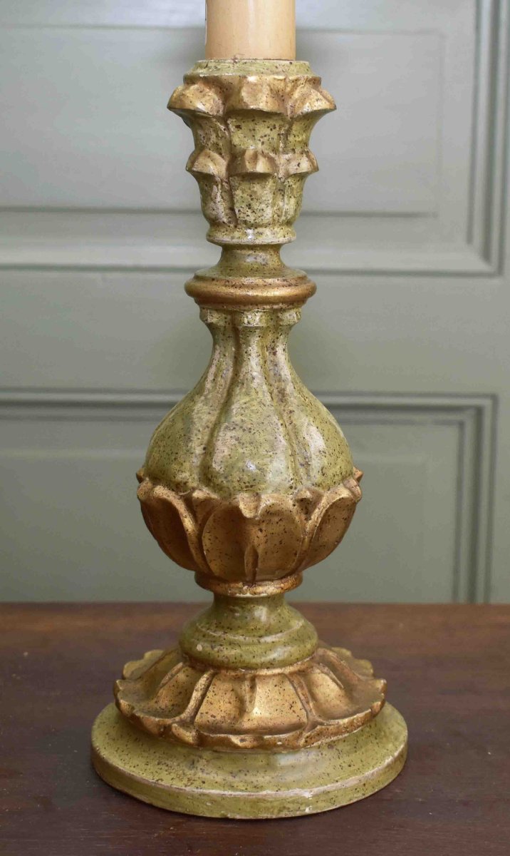 Pied de lampe en bois polychrome peint , laqué vert et vieil or, -photo-2