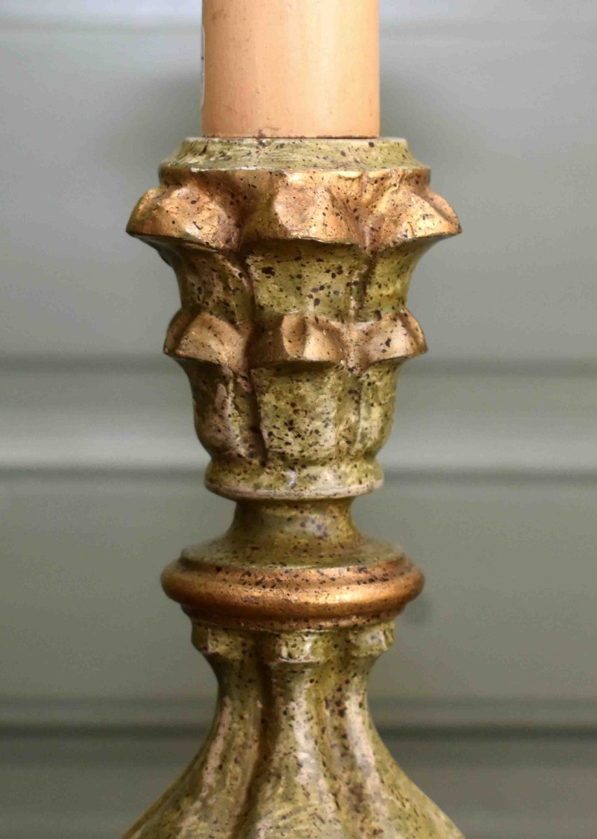 Pied de lampe en bois polychrome peint , laqué vert et vieil or, -photo-3