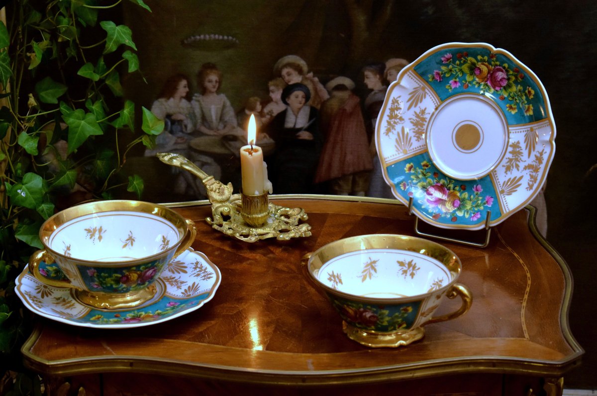 Paire De grandes Tasses En  Porcelaine De Limoges pour Bouillon , Chocolat Etc.. peint  main-photo-3