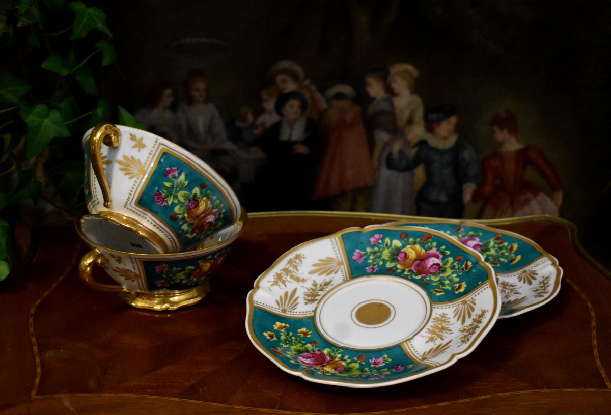 Paire De grandes Tasses En  Porcelaine De Limoges pour Bouillon , Chocolat Etc.. peint  main-photo-1