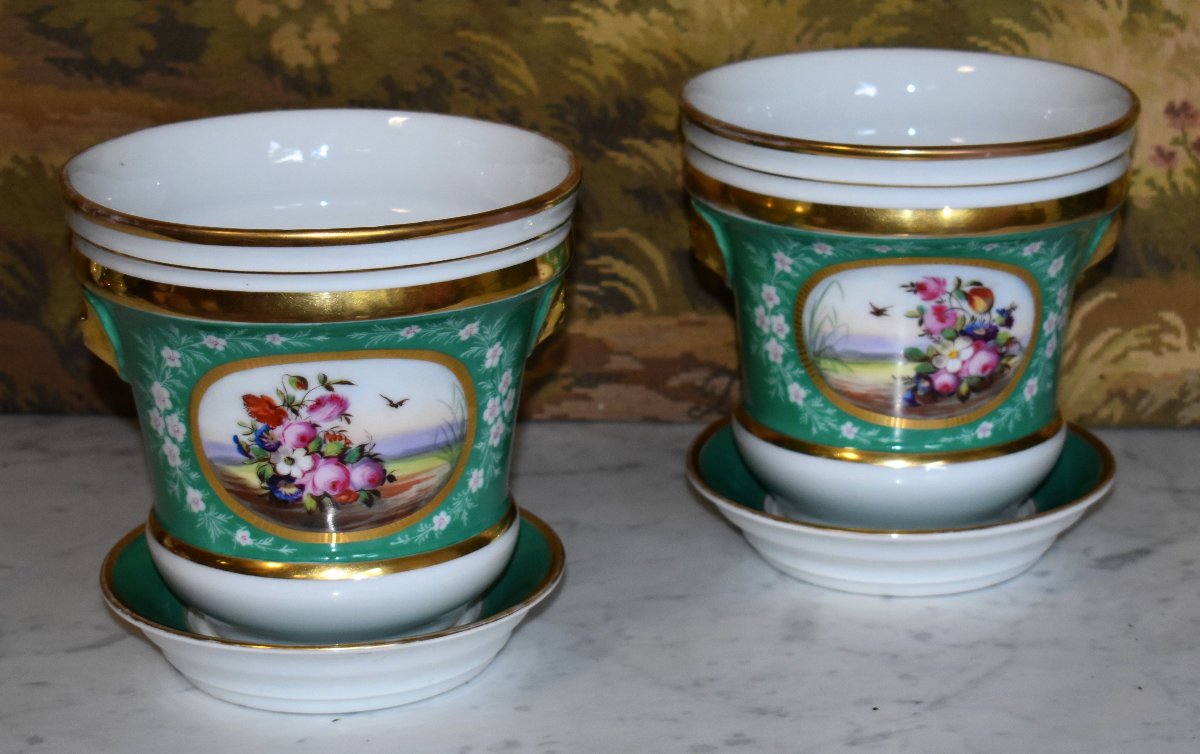 Paire De Cache Pots avec  Soucoupes, décor floral, bouquets de fleurs peints à la main, XIXe 