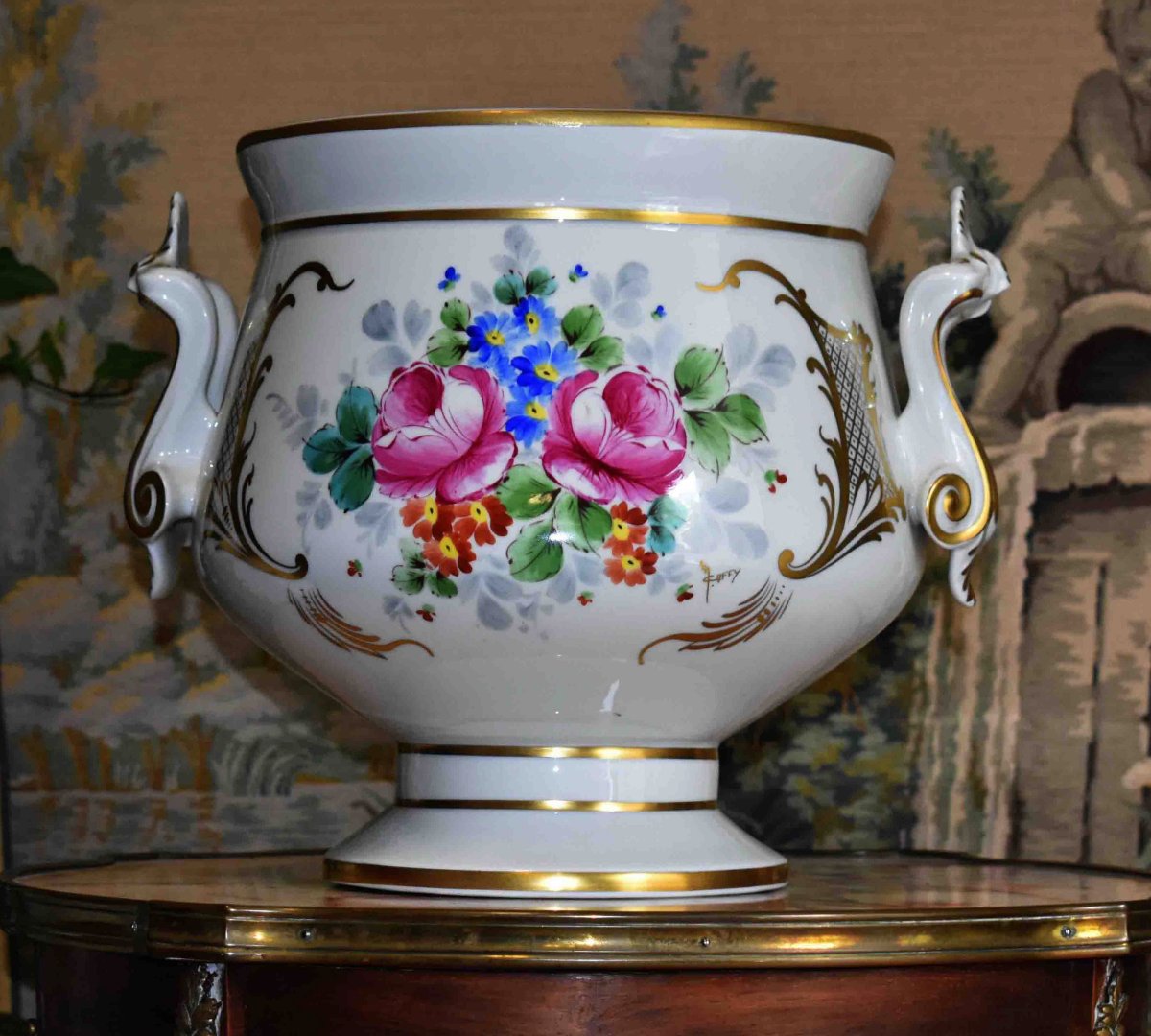 Grand cache pot, centre de table peint main, coupe  porcelaine de Limoges atelier Marcel Caffy-photo-4