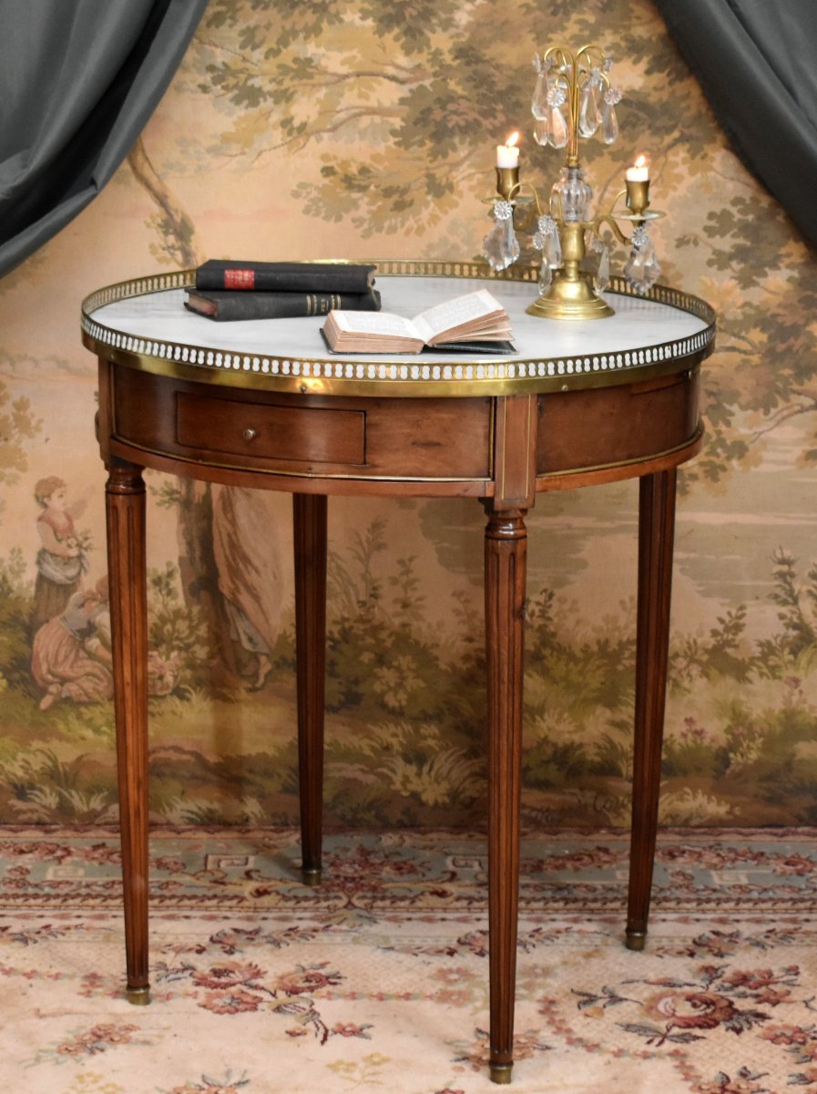 Table bouillotte de style Louis XVI en acajou , marbre blanc , guéridon à  2 tirettes XIXe-photo-3