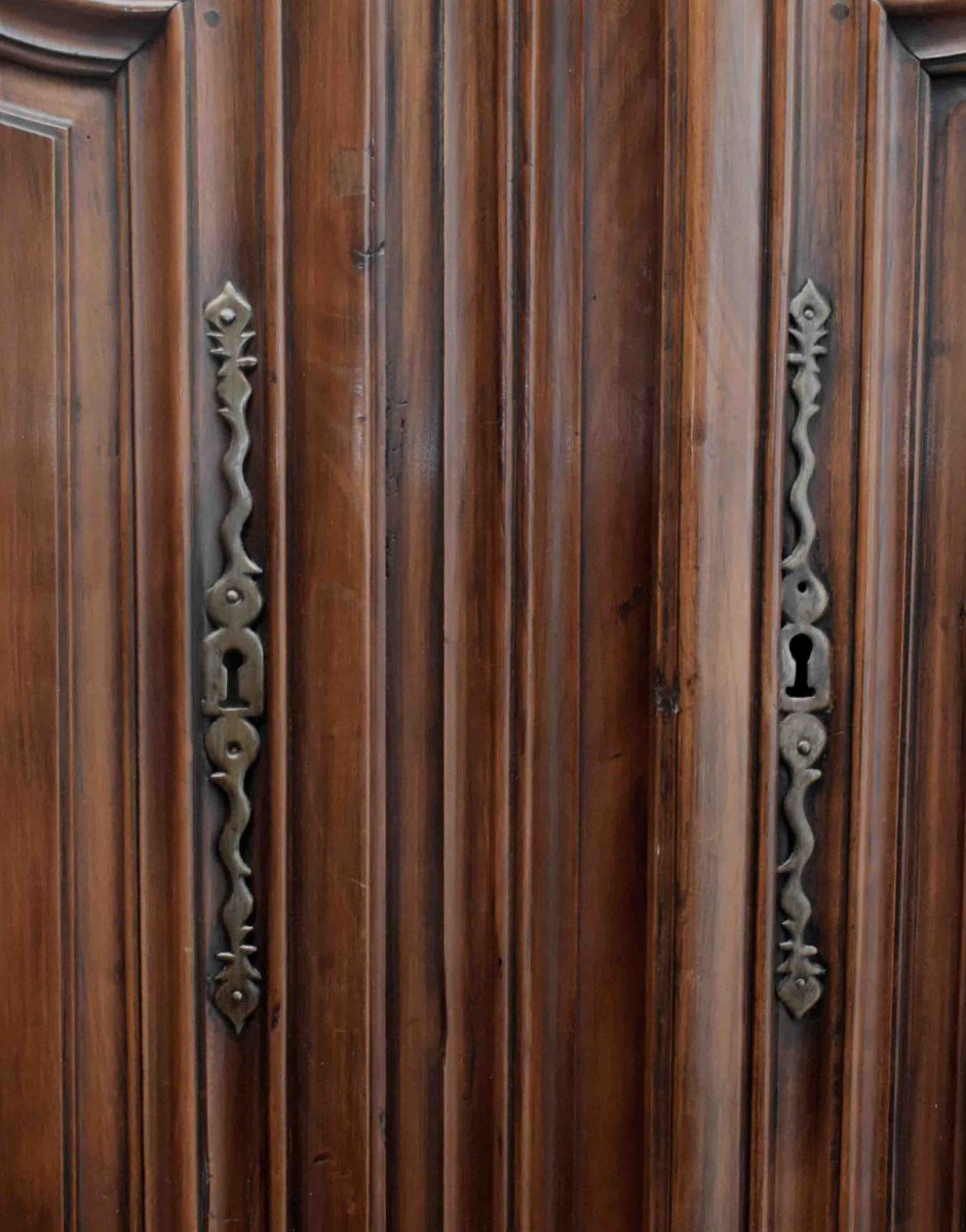 Small Louis XIV-style Walnut Cabinet With 2 Doors And 1 Drawer; Can Be Disassembled. -photo-6