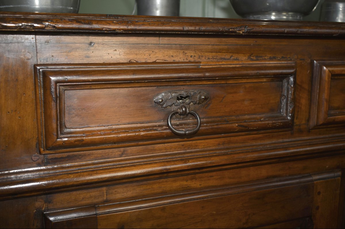 Louis XIII-style Low Sideboard In Solid Walnut, 17th Century, 2 Doors And 3 Drawers -photo-7