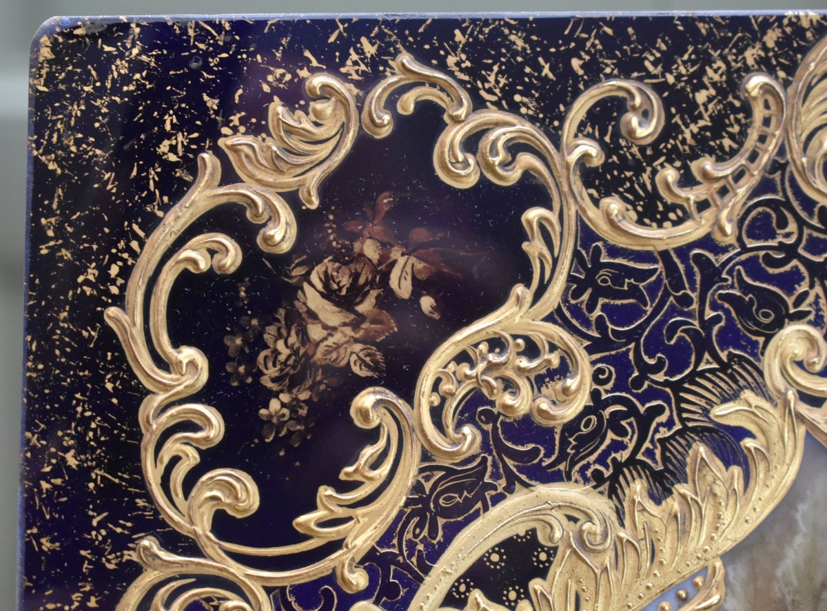 Ch. Barbois. Limoges Porcelain Plate Decorated With A Romantic Scene, Featuring Kiln Blue And Gold Leaf.-photo-5