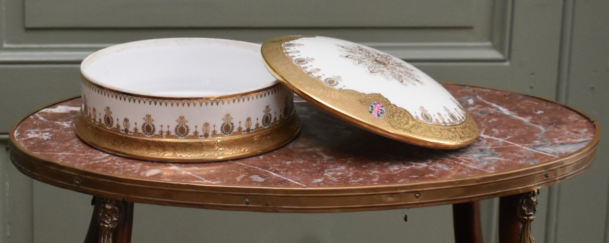 Grand Coffret peint main,  boite en Porcelaine De Limoges, Bonbonnière  Double Incrustation Or-photo-4