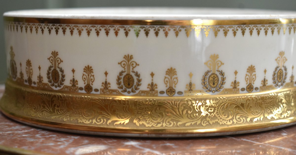 Grand Coffret peint main,  boite en Porcelaine De Limoges, Bonbonnière  Double Incrustation Or-photo-7