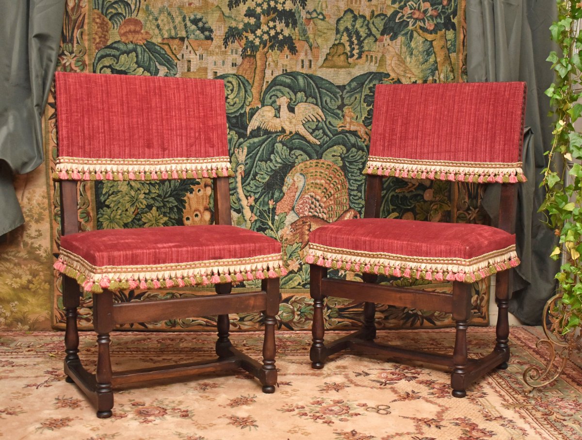 Paire De Chaises à Dos de Style Renaissance - Louis XIII à dossier plat et court     