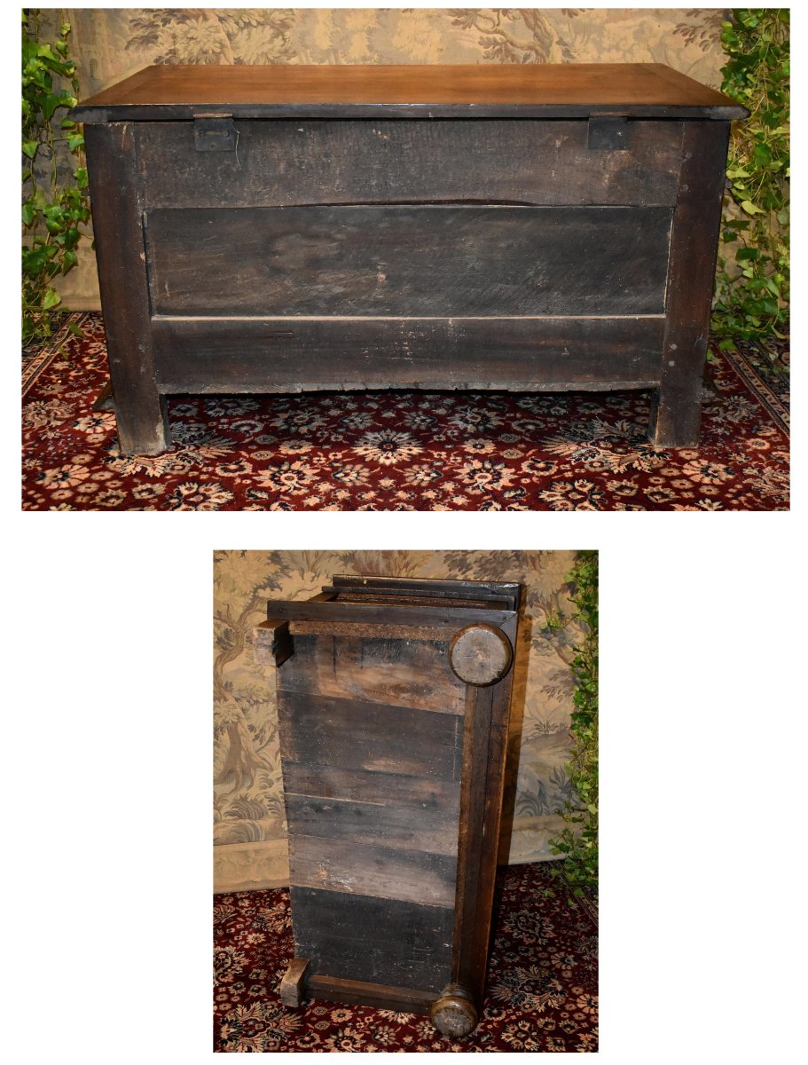Small Louis XIII-style Chest In Walnut, With Diamond-point Decor And Ball-shaped Feet.-photo-8